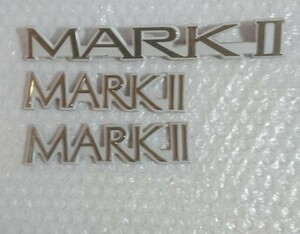 トヨタ TOYOTA マークⅡ MARK Ⅱ 白 金 エンブレム3枚セット