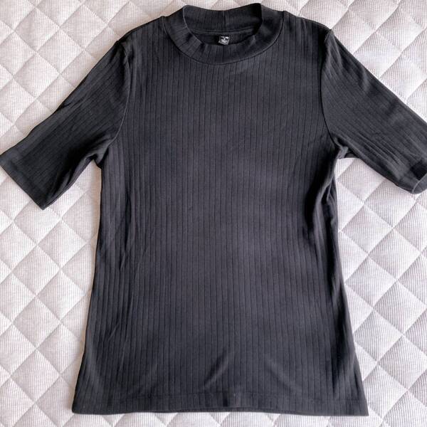 uniqlo ユニクロ 半袖カットソー ブラック 黒 sizeM 美品 O011