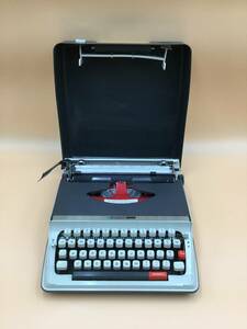 OK88950UCHIDAuchida typewriter H2000 portable character strike . antique Vintage Showa Retro collection with translation 