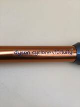 OK8924○dyson ダイソン コードレスクリーナー cyclone v10 fluffy SV12 掃除機 モーターヘッド 12232-12 ロングパイプ 【保証あり】_画像6