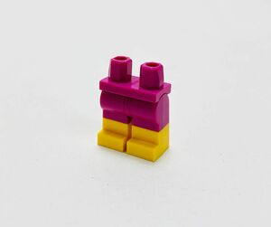 【新品未使用】レゴ　LEGO　ミニフィグ　レッグ　脚　足　マゼンダ　イエロー