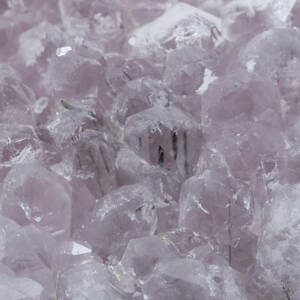 【鉱物 標本 紫水晶 結晶 原石】パキスタン 内包物入り アメジスト クラスター
