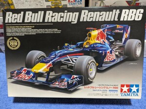 タミヤ　1/20 グランプリコレクションNo.67 レッドブルレーシング　ルノーRB6 20067 箱潰れ有り