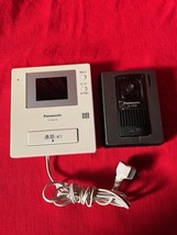 Panasonic（パナソニック）テレビドアホン、電源コード式、モニター親機VL-MV18とカメラ玄関子機VL-V566_画像1
