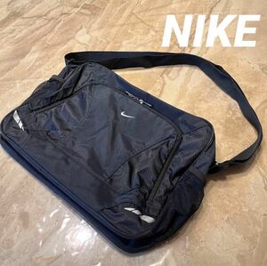 NIKE old ショルダーバッグ メッセンジャー　黒 ナイキ　y2k 90s 00s