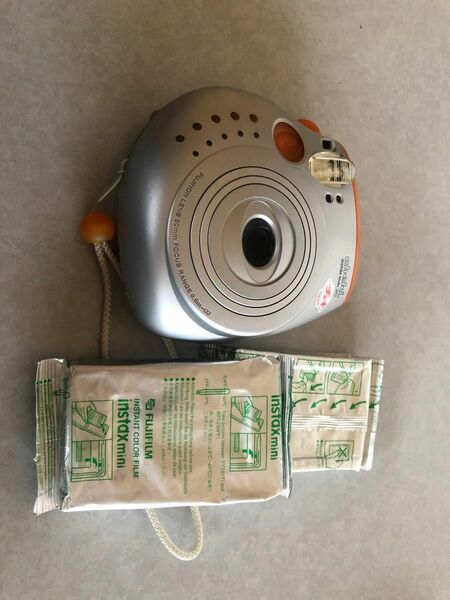 インスタントカメラ instax mini 20 チェキ (チェキオレンジ)