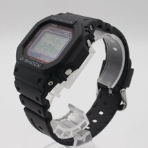 1983▲ CASIO 腕時計 G-SHOCK GW-M5610U-1JF 20気圧防水 耐衝撃性 電波 ソーラー 暗所で見やすい ワールドタイム ブラック×レッド【0208】_画像3