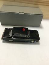 FINE MODEL 近鉄百貨店限定品　セドリック1964年式　捜査用車両　1/43_画像8