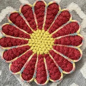 かぎ編み ハンドメイド 編み物 お花 座布団
