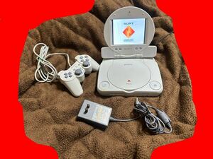 PSone SCPH-100 本体一式＋LCD液晶モニター SCPH-130 COMBO SONY ソニー PlayStation one プレイステーション　コントローラー x