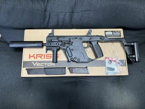 希少 KSC ガスブローバック クリスベクター KRISS VECTOR サブマシンガン 超希少ショートマガジン 純正サプレッサー付属 とてもきれいです