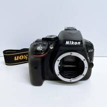 動作未確認　ジャンク扱い　NIKON　ニコン　D5300　カメラ　ボディ　中古　現状渡し_画像1