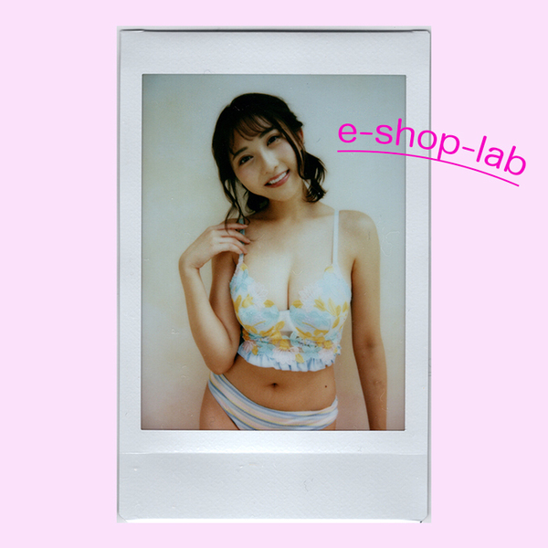 HIT'S/辻りりさ 1of1 水着オフショットチェキ 現場撮影 (水色水着)