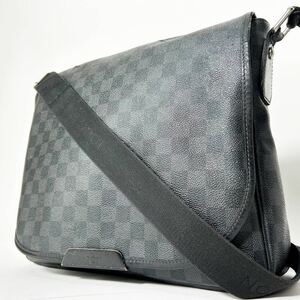 1円 〜■ LOUIS VUITTON ルイヴィトン ダニエル MM グラフィット ショルダーバッグ メッセンジャーバッグ メンズ A4