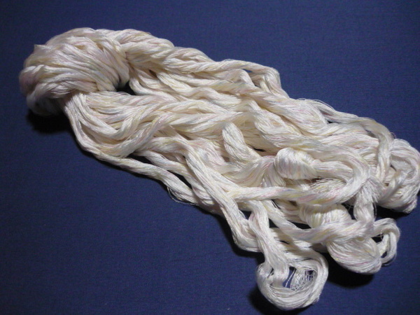 オーロラレインボー（色箔）42本持16玉　組み紐用　正絹組糸　帯〆用（2.8m）D-1