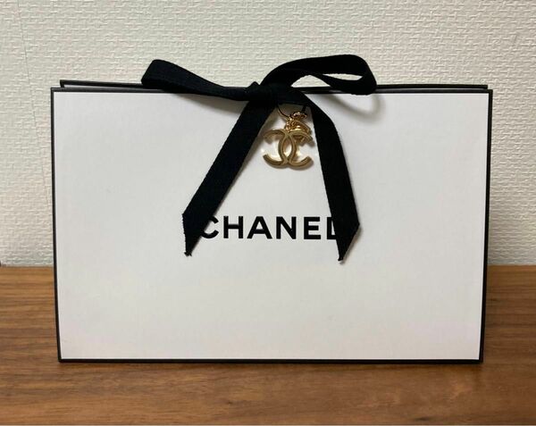 ☆新品・未開封☆ CHANEL シャネル チャンス クレーム マン（3種のハンドクリーム）☆特別限定品 チャーム付き☆