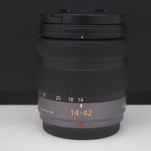期間限定セール パナソニック Panasonic カメラレンズ H-FS014042　VARIO 14-42mm/F3.5-5.6