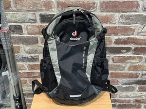 2/25まで限定価格！ ドイター Deuter バックパック CROSS BIKE 18