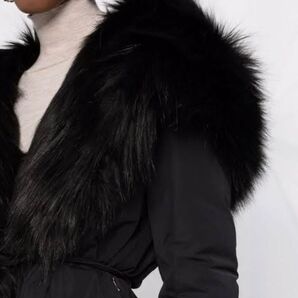 2022 モンクレール ロングダウン ブラックファー ファーコート 毛皮 アウター ブラック 0