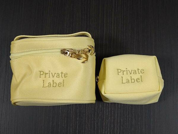 プライベートレーベルPrivate Label ミニポーチ 黄色 ゴールドのロゴとファスナー(チューリップ)【新品未使用】 