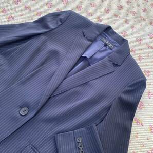 インディヴィ スカートスーツ 36 W62 濃紺 春夏 未使用に近い DMWの画像7