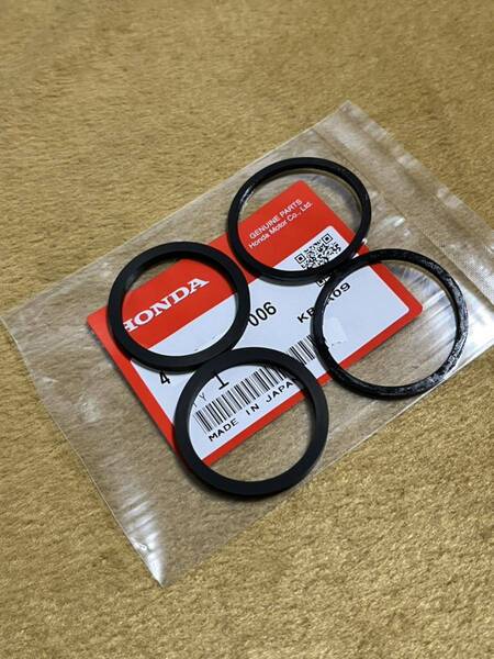 MVX250 フロント ブレーキ キャリパーピストン用オイルシール 純正新品 ホンダ