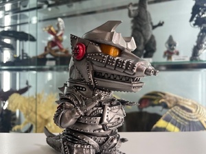 eks plus Mechagodzilla ( diff . real )li paint work final product 