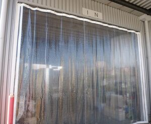 No3 thread entering transparent vinyl curtain winter also hard becomes difficult enduring cold specification factory divider painting Booth snow except . rain guard cold . measures size free 