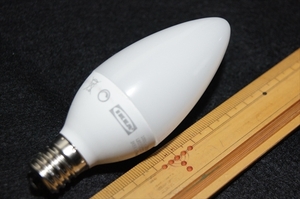 ■送料220円 IKEA LED電球 E17 電球色 2700K 90 シャンデリア 4.5W 60㎜A 管FB18