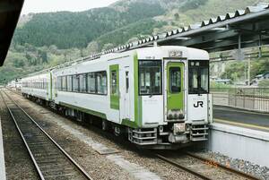 鉄道写真　東日本旅客鉄道（JR東日本）　キハ110形0番台　Lサイズ　ネガ・データ化