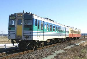 鉄道写真　東日本旅客鉄道（JR東日本）　キハ37形　KGサイズ