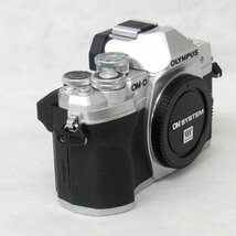 K【大関質店】極美品 ショット数348 OLYMPUS オリンパス ミラーレス一眼 OM-D E-M10 MarkIV EZダブルズームキット おまけ付_画像5