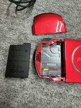 PSP3000 ラディアント レッド　本体　充電器、メモリーカード、ソフト付き　訳あり_画像6