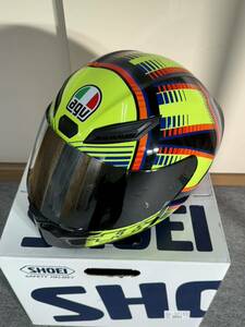 agv ヘルメット k1 SOLELUNA 2015 バレンティーノ・ロッシ レプリカ　Lサイズ