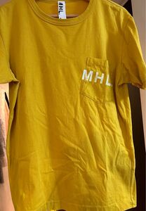 MHL ロゴTシャツ