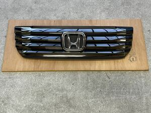 JF1 NBOX custom フロントGrille 前期 Used item メッキ ラジエーターGrille