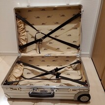 RIMOWA リモワ　スーツケース　旧型青ラベル　クラシックホワイト 35L？2ホイール_画像8