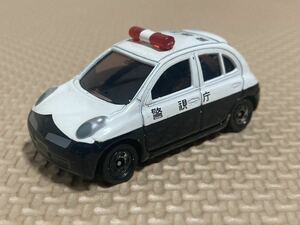 トミカ 日産　マーチ パトロールカー　中古品　パトカー