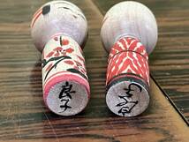 Kokeshi Doll 佐藤良子作 こけし 伝統こけし 高さ 4.2cm 在銘 銘有 人形 置飾り 工芸品 民芸品 伝統工芸 D210_画像5