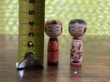 Kokeshi Doll 佐藤良子作 こけし 伝統こけし 高さ 4.2cm 在銘 銘有 人形 置飾り 工芸品 民芸品 伝統工芸 D210_画像6