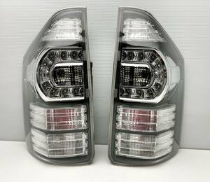 美品 送料無料 トヨタ純正 ZRR70 ZRR75 ヴォクシー 後期 LED テールライト テールランプ 左右セット ICHIKOH 28-220 (N9)