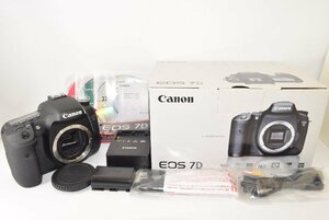 美品　Canon EOS 7D ボディ　予備バッテリー・ガイドブック・CF変換アダプター付き