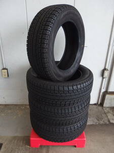 走行少!! YOKOHAMA iceGUARD SUV G075 235/60R18 4本セット