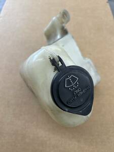  Toyota original HZJ77 Land Cruiser 70 washer tank washer motor Land Cruiser 70 wiper PZJ70 73 75 vehicle inspection correspondence 24v