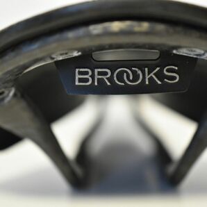 brooks C13 カーボンレール