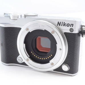 ★美品★Nikon ニコン 1 J5 ボディ (シルバー)の画像2