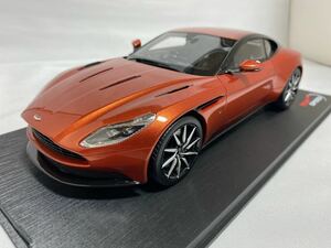 アストンマーチン AstonMartin DB11 1/18ミニカー