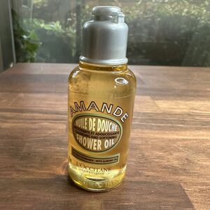 ロクシタン　アーモンド シャワーオイル　ミニサイズ 35ml