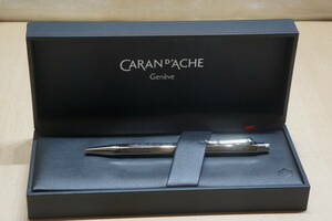 【G26Z】中古 保管品 CARAN D'ACHE Geneve カランダッシュ ボールペン 筆記用具 箱入り 記名刻印あり 