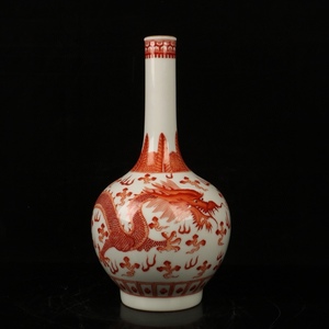 *珍品旧蔵* 中国清代 康熙年間 アルミナ赤 竜紋胆瓶 瓷器 時代物 極細工 古美術品 Z0225